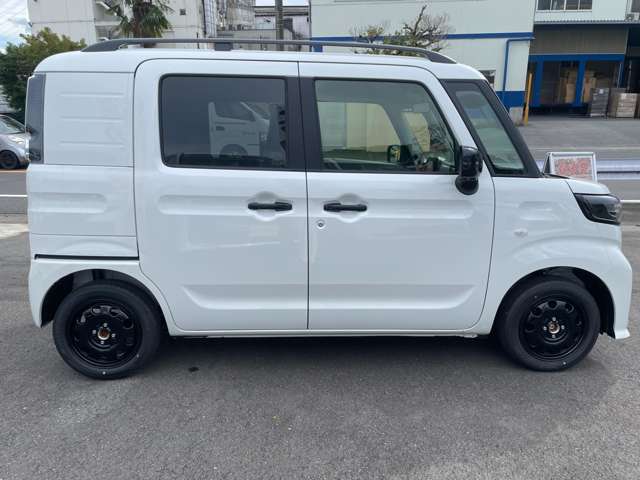 Suzuki Spacia Base 7