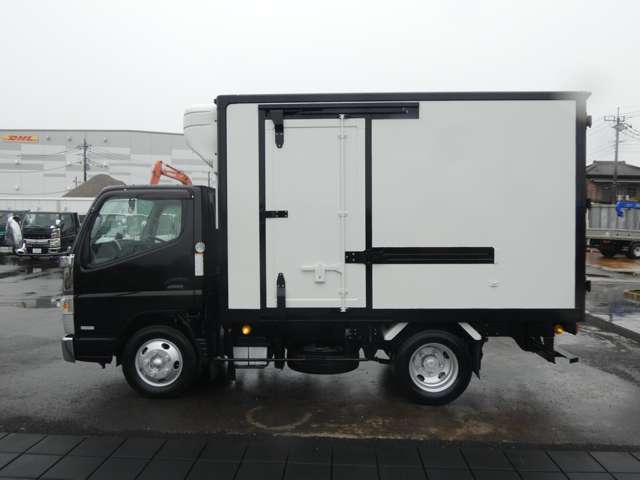 Mitsubishi Fuso Canter 6