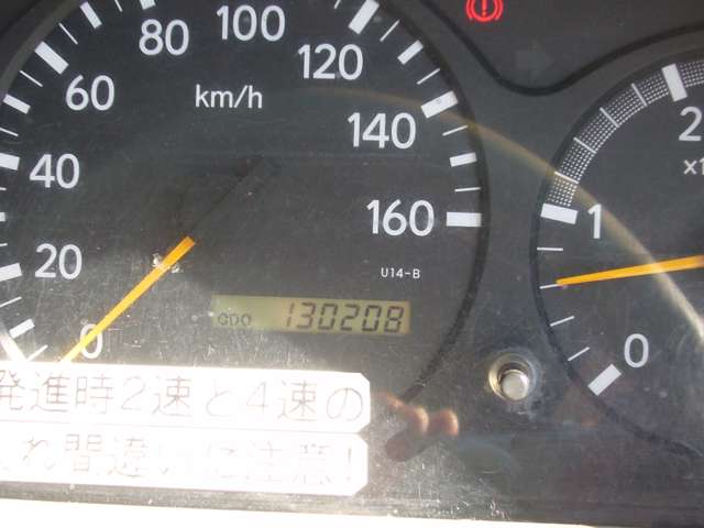 Hino Dutro 11