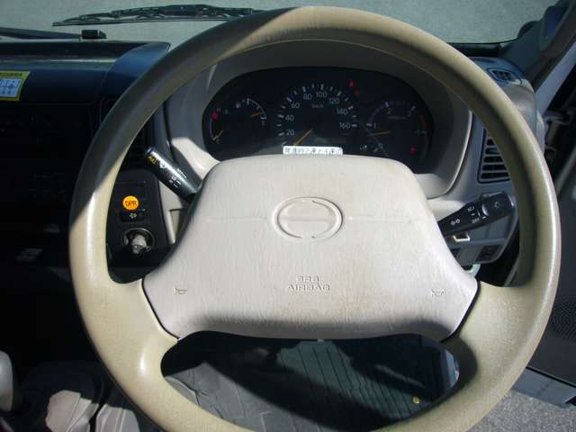 Hino Dutro 10