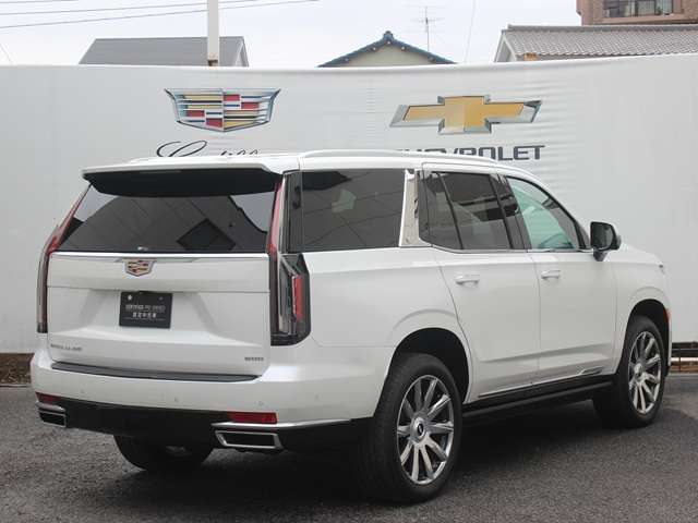 Cadillac エスカレード 3