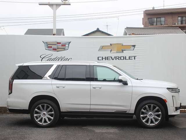 Cadillac エスカレード 8