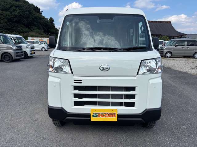 Daihatsu Hijet Cargo 5