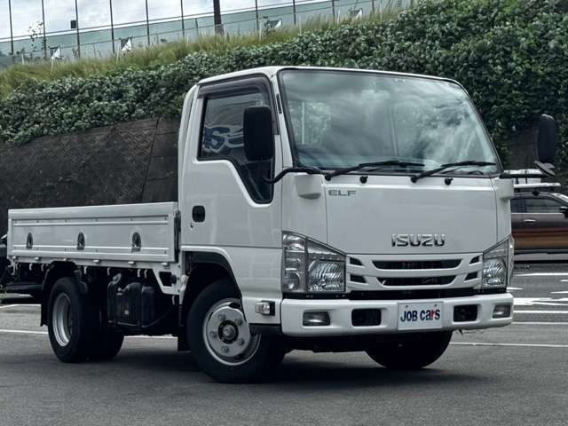 Isuzu Elf 3