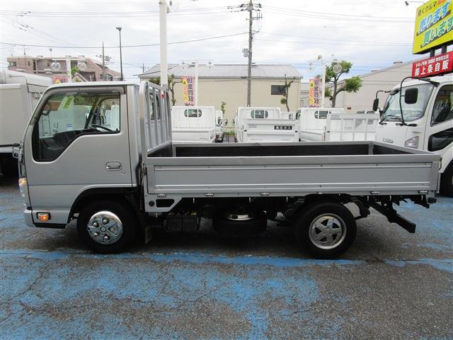 Isuzu Elf 4