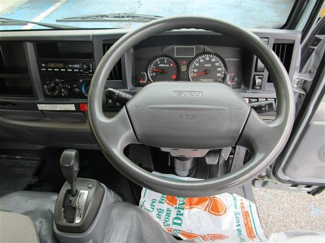 Isuzu Elf 10