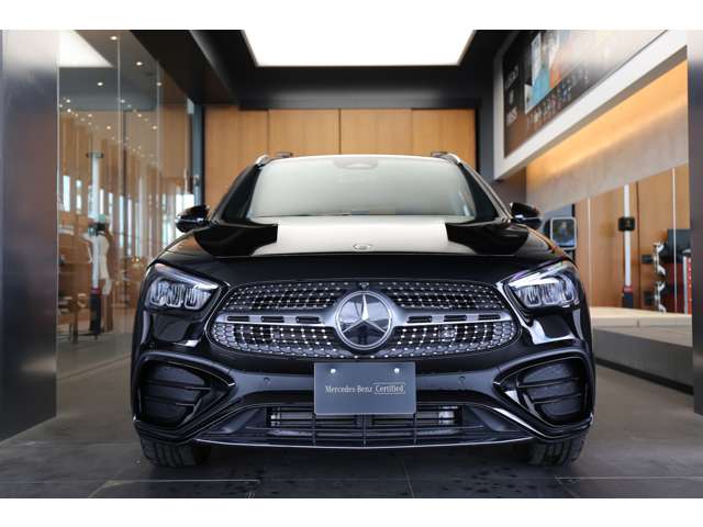 Mercedes-Benz GLA-Class 4