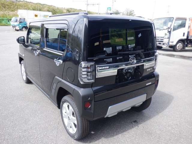 Daihatsu Taft 5