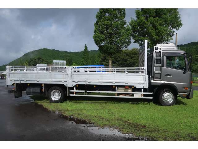 UD Trucks Condor 2