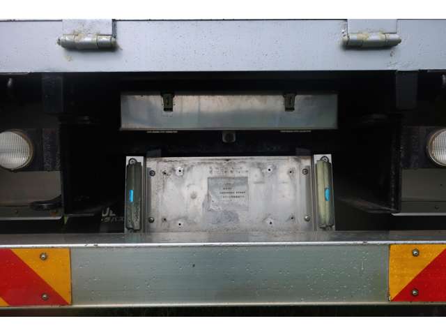 UD Trucks Condor 9