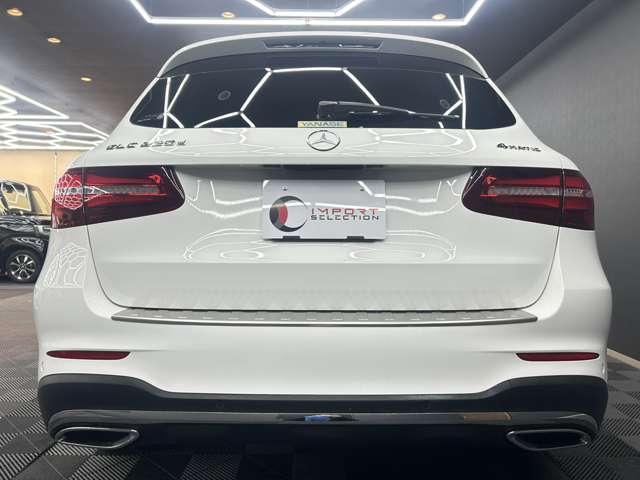 Mercedes-Benz GLC 10