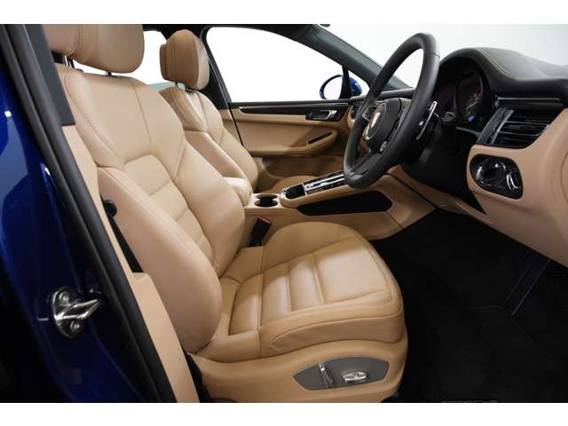 Porsche Macan 2