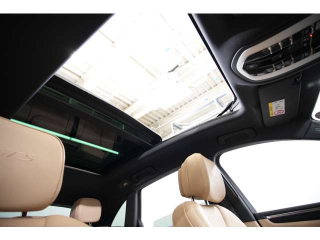 Porsche Macan 5