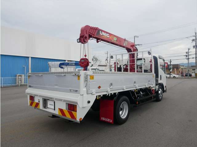 Isuzu Elf 5
