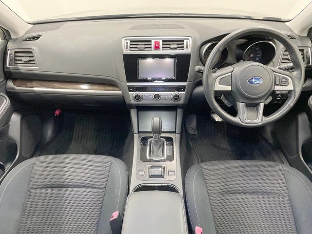 Subaru Legacy Outback 2