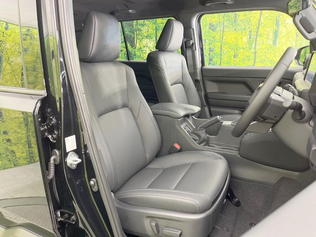 Toyota Land Cruiser FJ 8