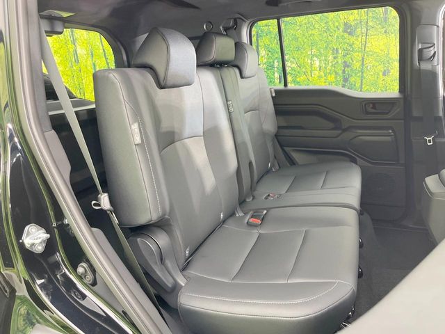 Toyota Land Cruiser FJ 9