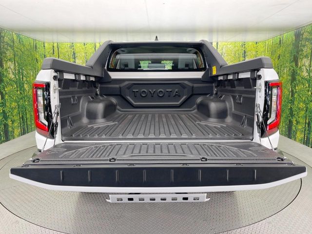 Toyota Hilux 10
