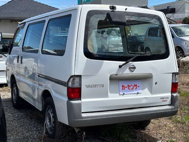Nissan Vanette 12