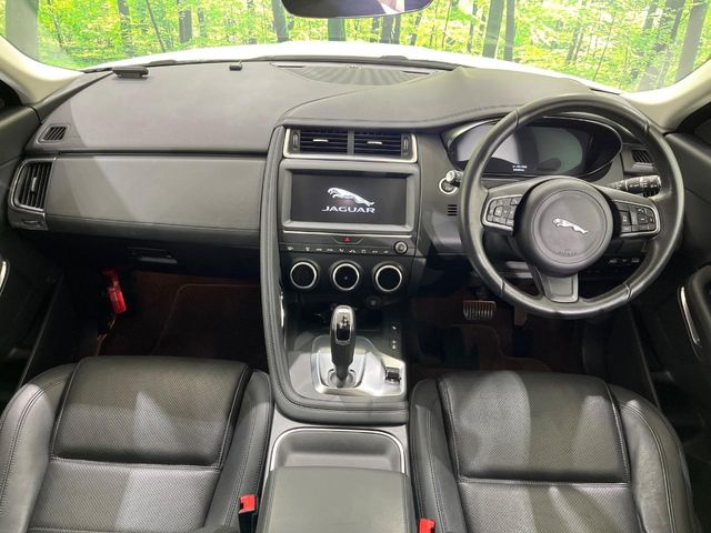 Jaguar E-Pace 2