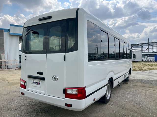 Toyota Coaster 7