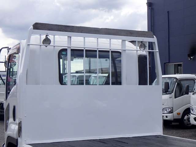 Isuzu Forward 12