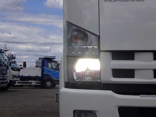 Isuzu Forward 5