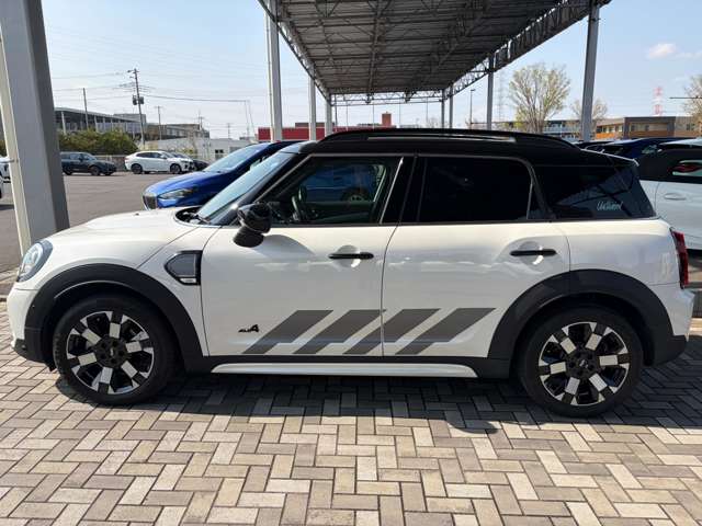 MINI Crossover 8