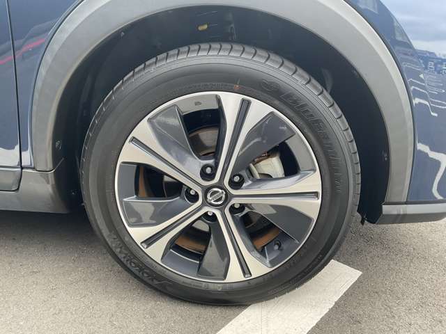 Nissan Kicks 9