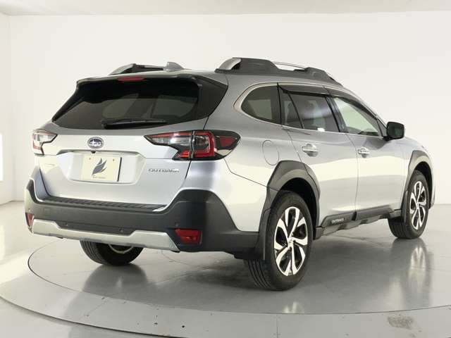 Subaru Legacy Outback 10