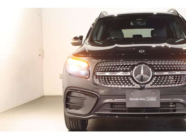 Mercedes-Benz GLB 11