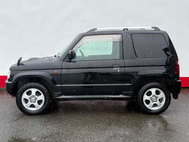 Mitsubishi Pajero Mini 11