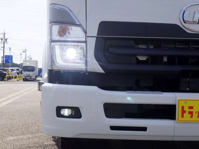 UD Trucks Condor 5