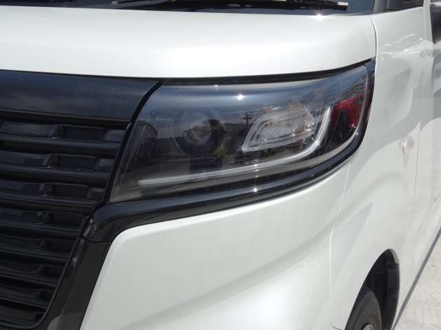 Suzuki Spacia Base 6