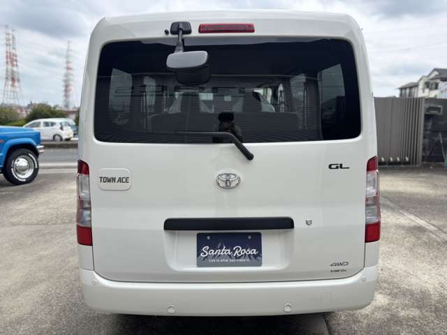 Toyota Town Ace Van 10