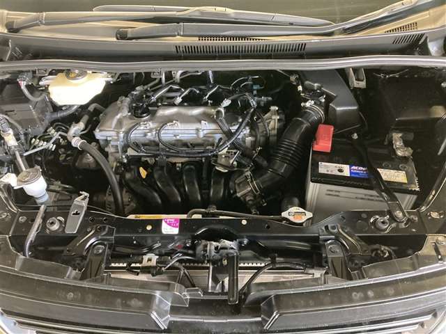 Toyota Voxy 4