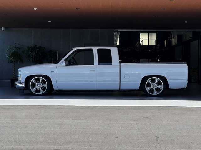 Chevrolet C1500 6