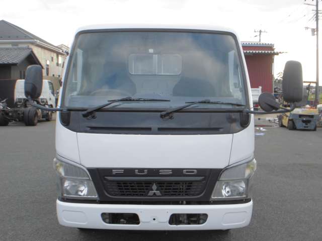 Mitsubishi Fuso Canter 2