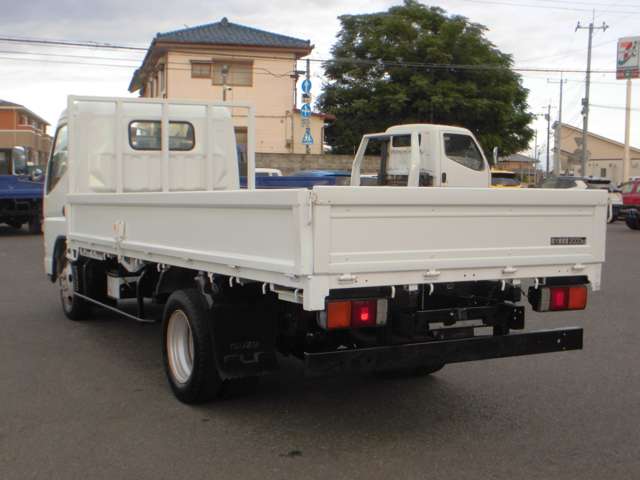 Mitsubishi Fuso Canter 7