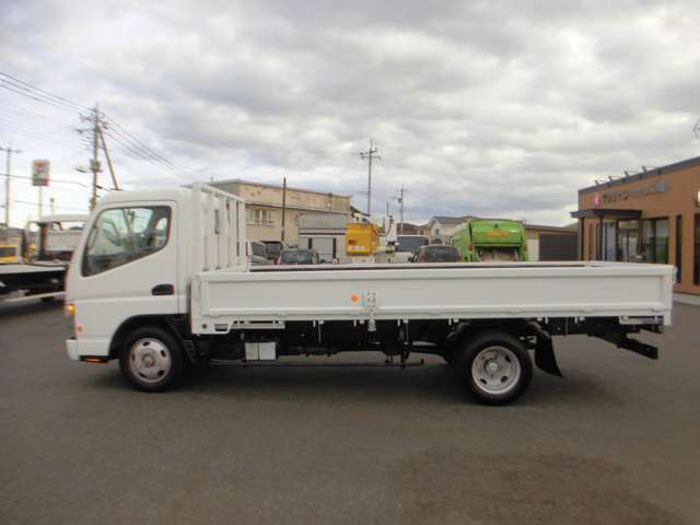 Mitsubishi Fuso Canter 8
