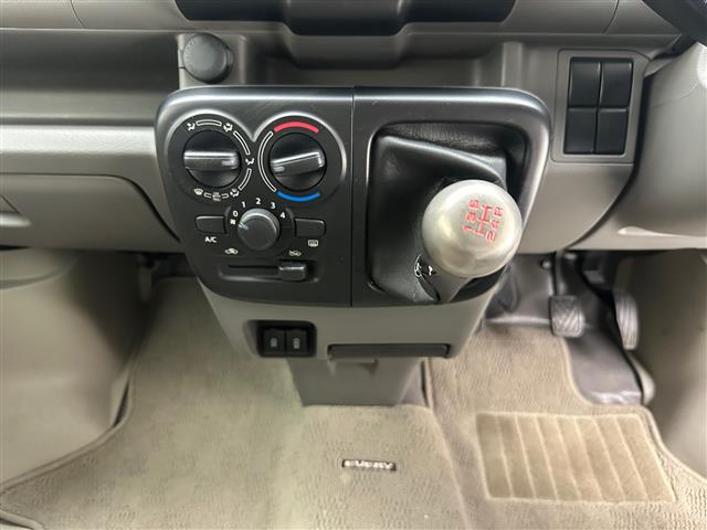 Suzuki Every 9