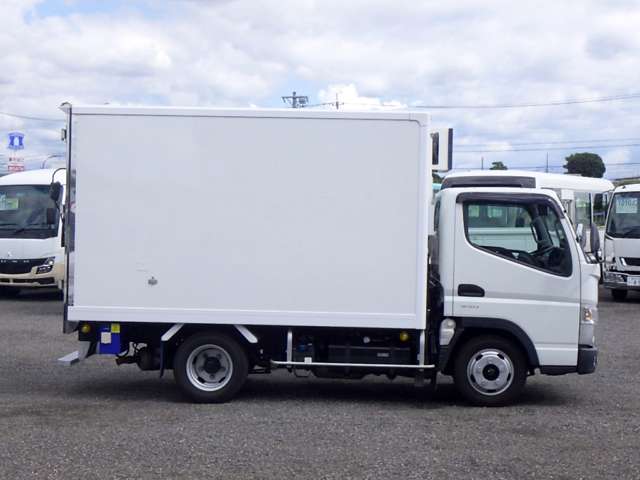 Mitsubishi Fuso Canter 7