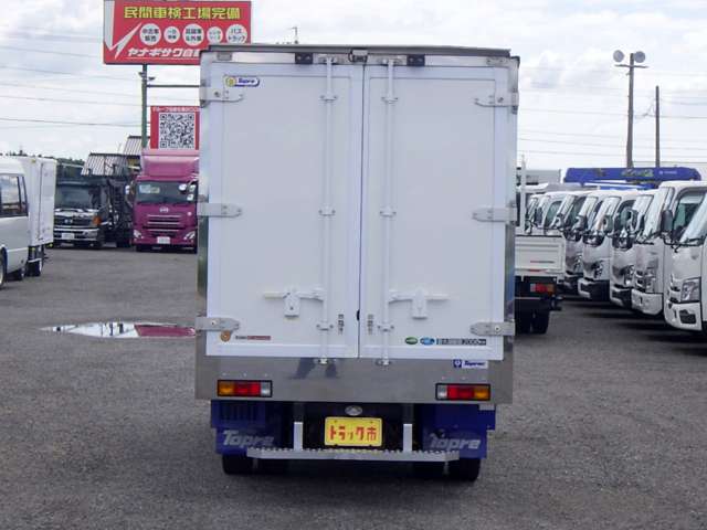 Mitsubishi Fuso Canter 8