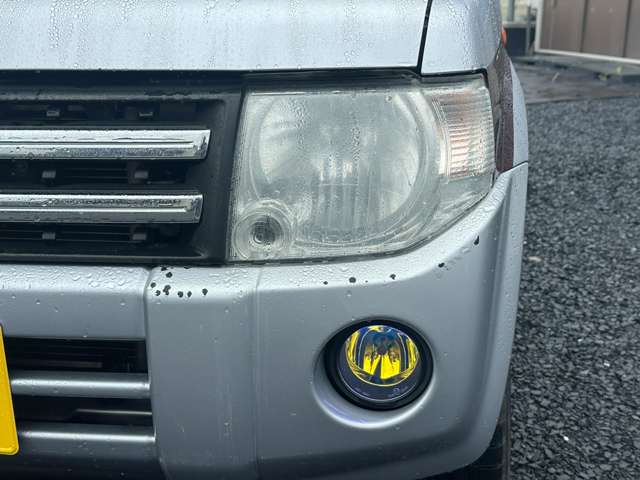 Mitsubishi Pajero Mini 4