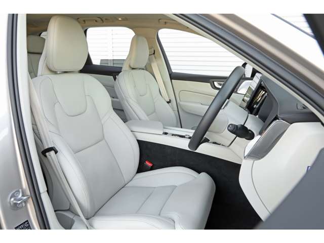 Volvo XC60 11