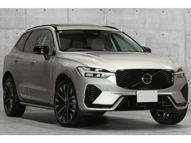 Volvo XC60 8