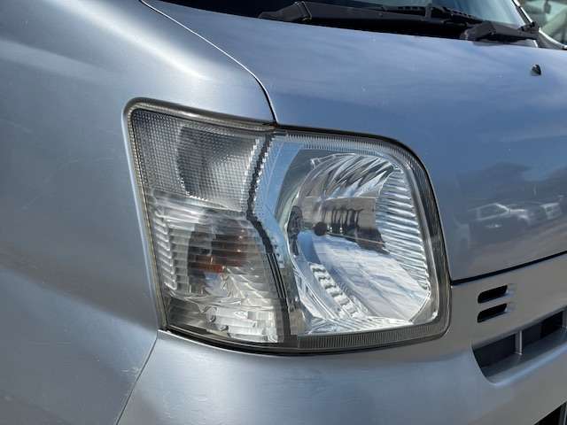 Daihatsu Hijet Deck Van 5