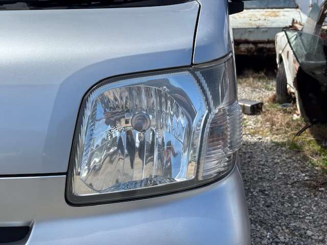 Daihatsu Hijet Deck Van 6