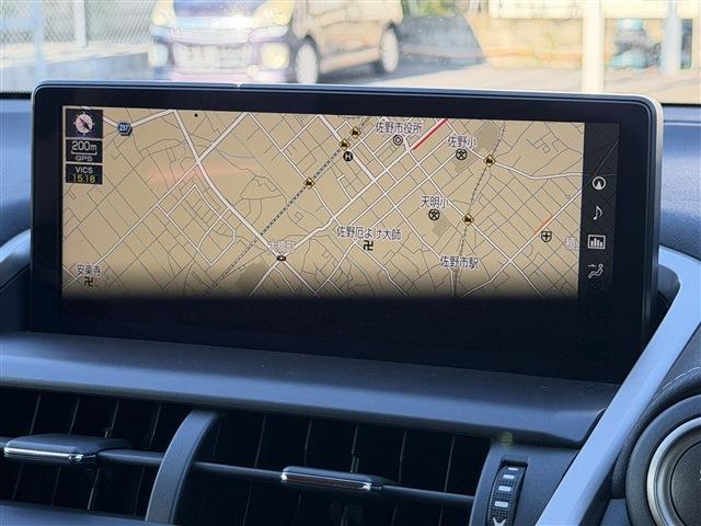 Lexus NX 3