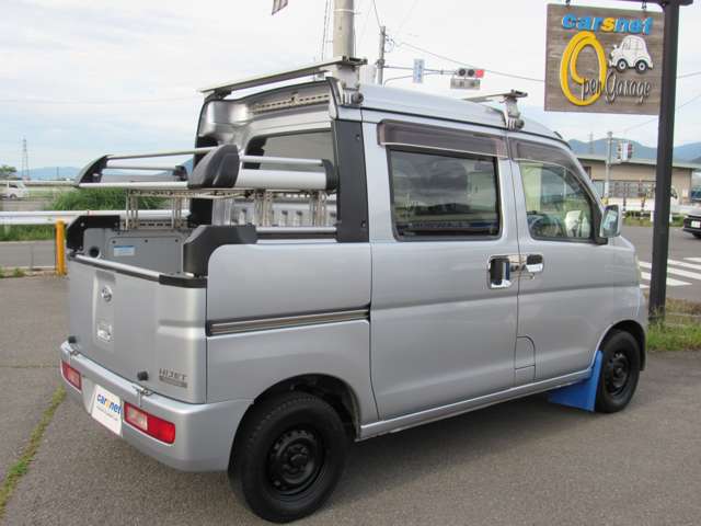 Daihatsu Hijet Deck Van 9